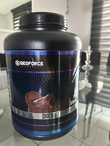 Customer photo review of WHEY PROTEIN 100% GEOFORCE 2.27 kg