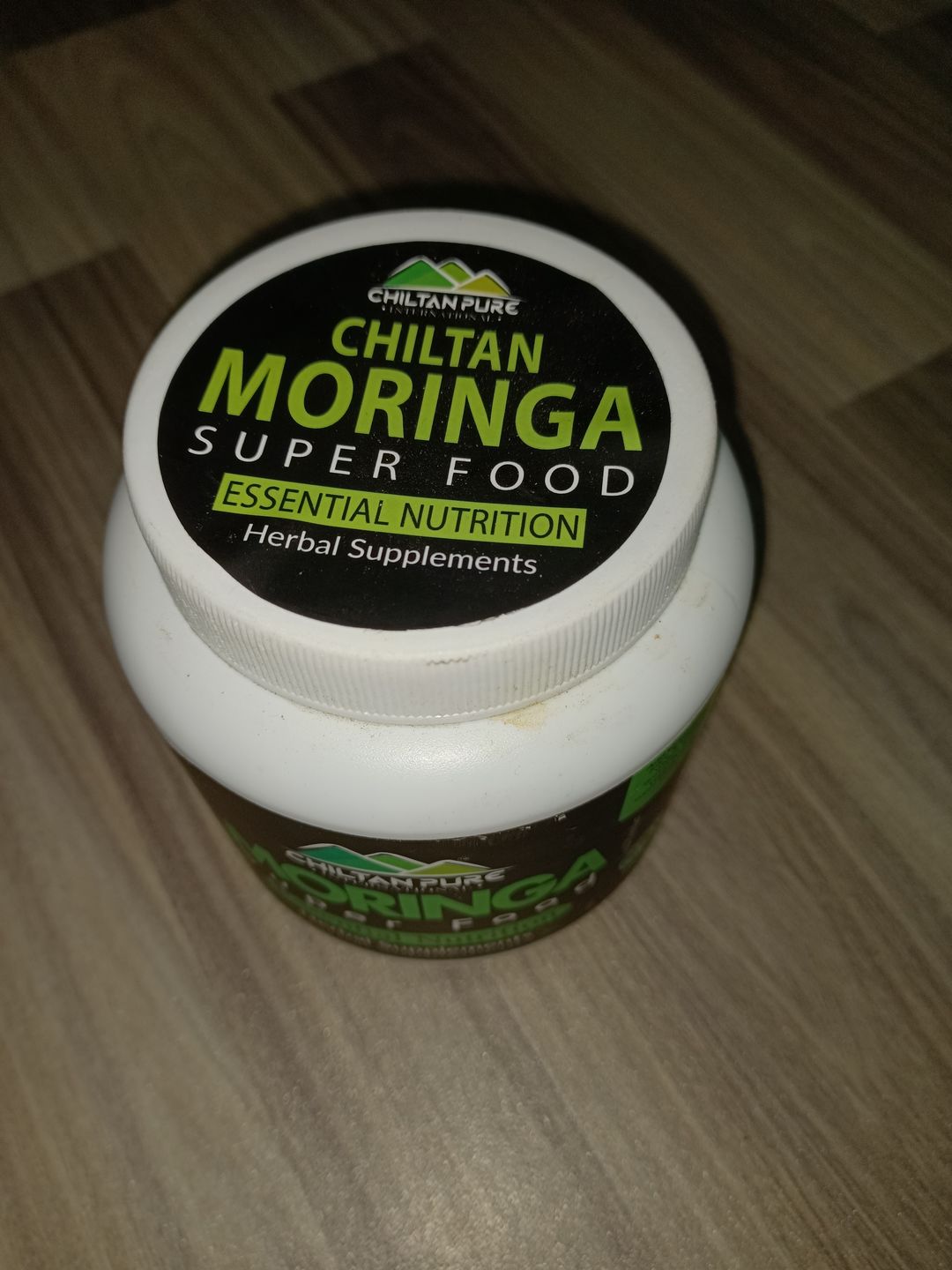 Customer photo review of Moringa Powder SuperFood  [ کرشماتی پتوں سے 300 بیماریوں کا علاج - چلتن سہاجنا]