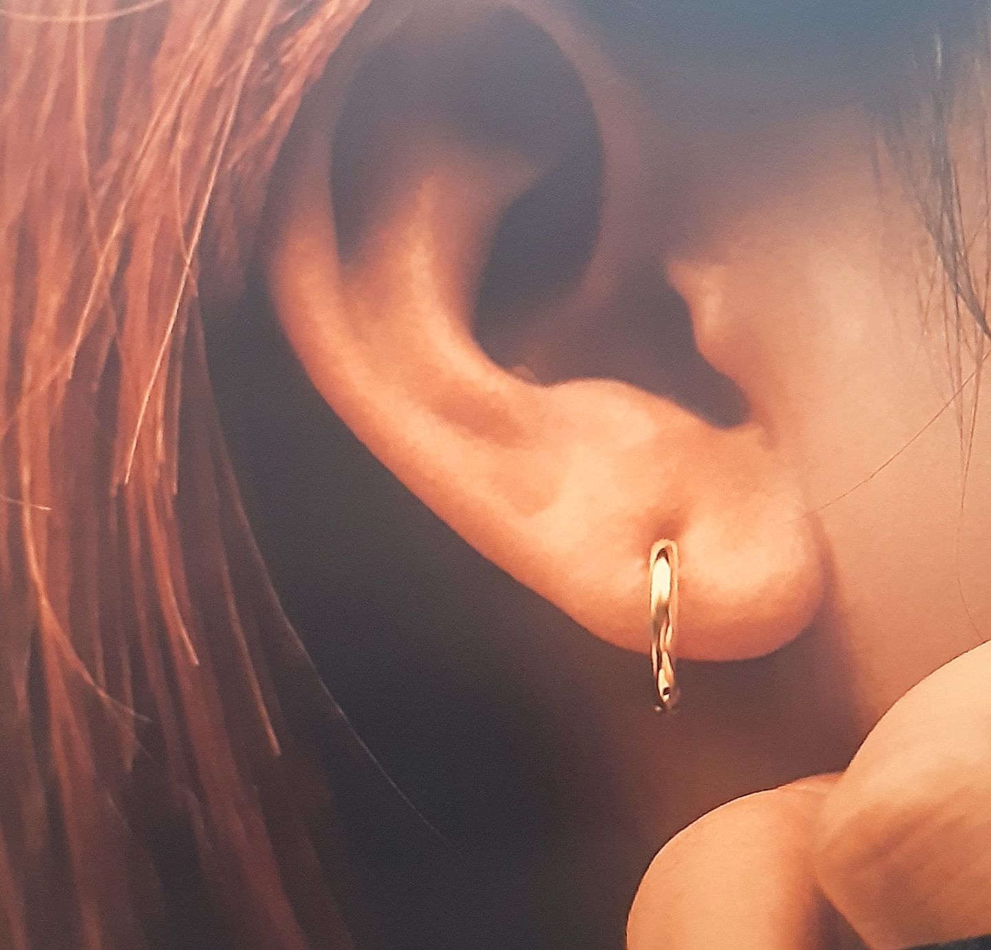 Customer photo review of Simple Ohrringe | 18K vergoldet