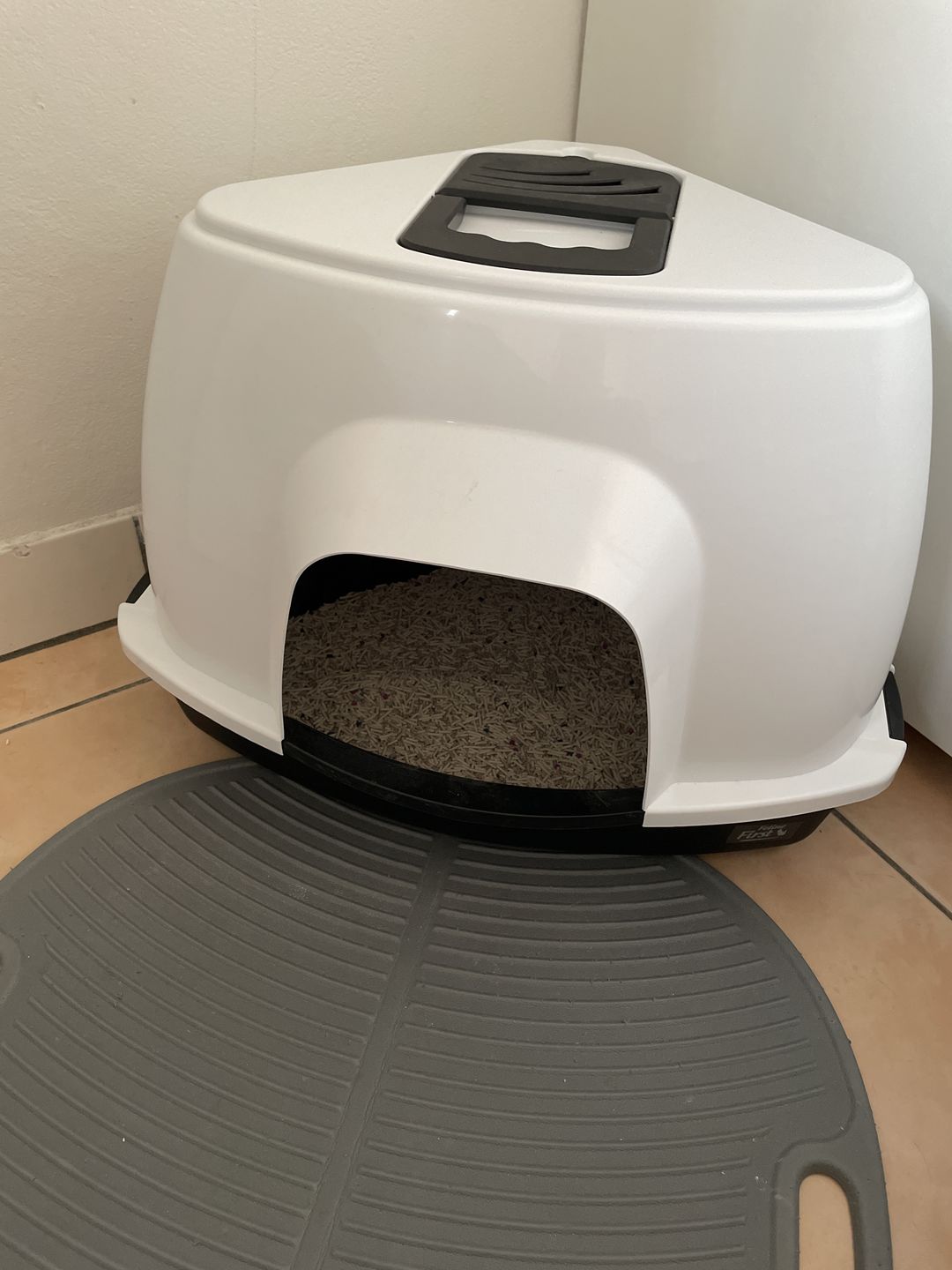 Customer photo review of Michu Premium Mixed Tofu Cat Litter Pro Gen2 6L- Superb in Flushable, Eco-Friendly & Odour-Control