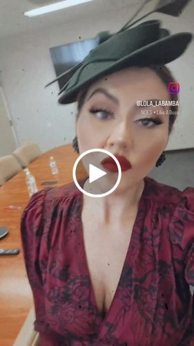 Customer video review of FINAL SALE - Georgette Wrap Top in Gorgon Print by Natalie Hall