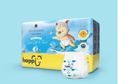 Customer photo review of AirDream Diapers