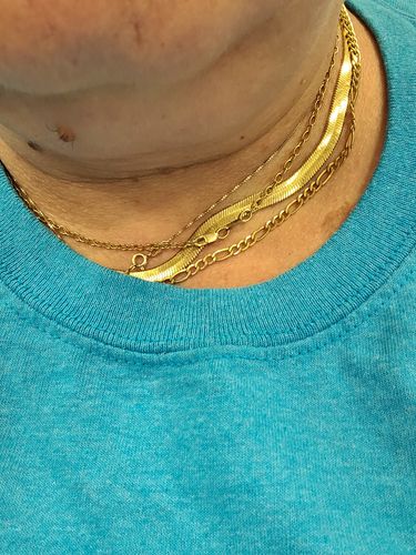 Customer photo review of 6MM Shiny Gold-Filled Herringbone