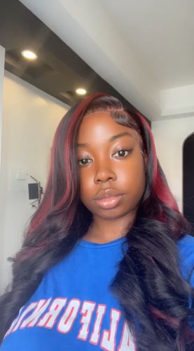 Customer photo review of 99J Burgundy Highlight Straight/ Wave 13×4 Full Frontal Lace Wig