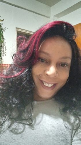 Customer photo review of 99J Burgundy Highlight Straight/ Wave 13×4 Full Frontal Lace Wig