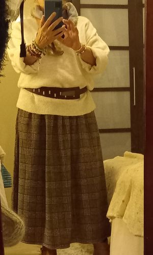 Customer photo review of Khaki Plaid Cotton A Line Skirt Elastic Waist Thick Spring