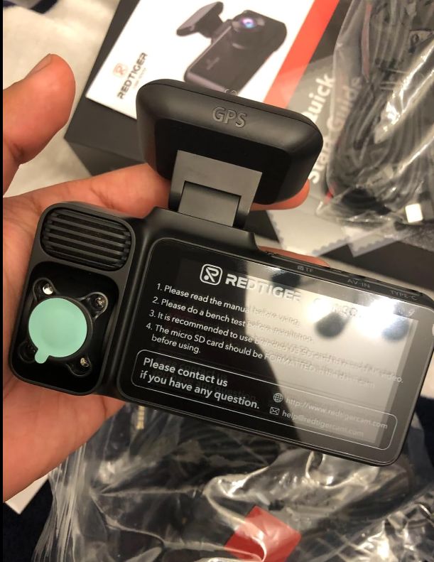 Customer photo review of Redtiger F17 4K 3-Channel 5G Wifi Dash Cam