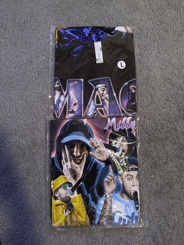 Customer photo review of "Miller Mac" Graphic T-Shirt (Pink)