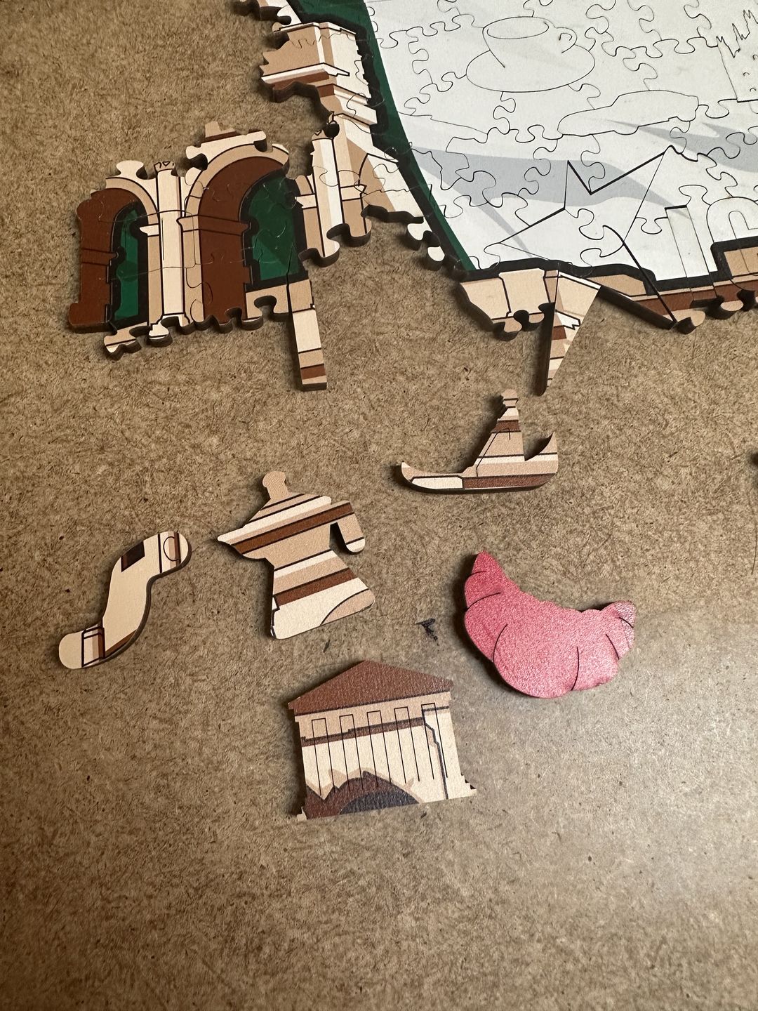 Customer photo review of Colosseum - Official Wooden Puzzle