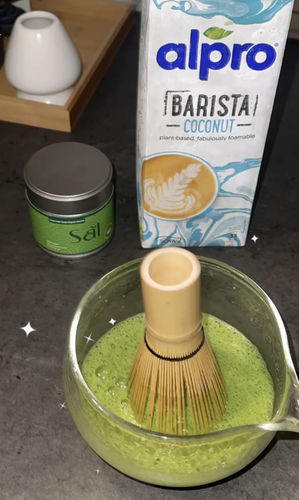 Customer photo review of Premium 1st Harvest Ceremonial Grade Organic Matcha Can (30 g)