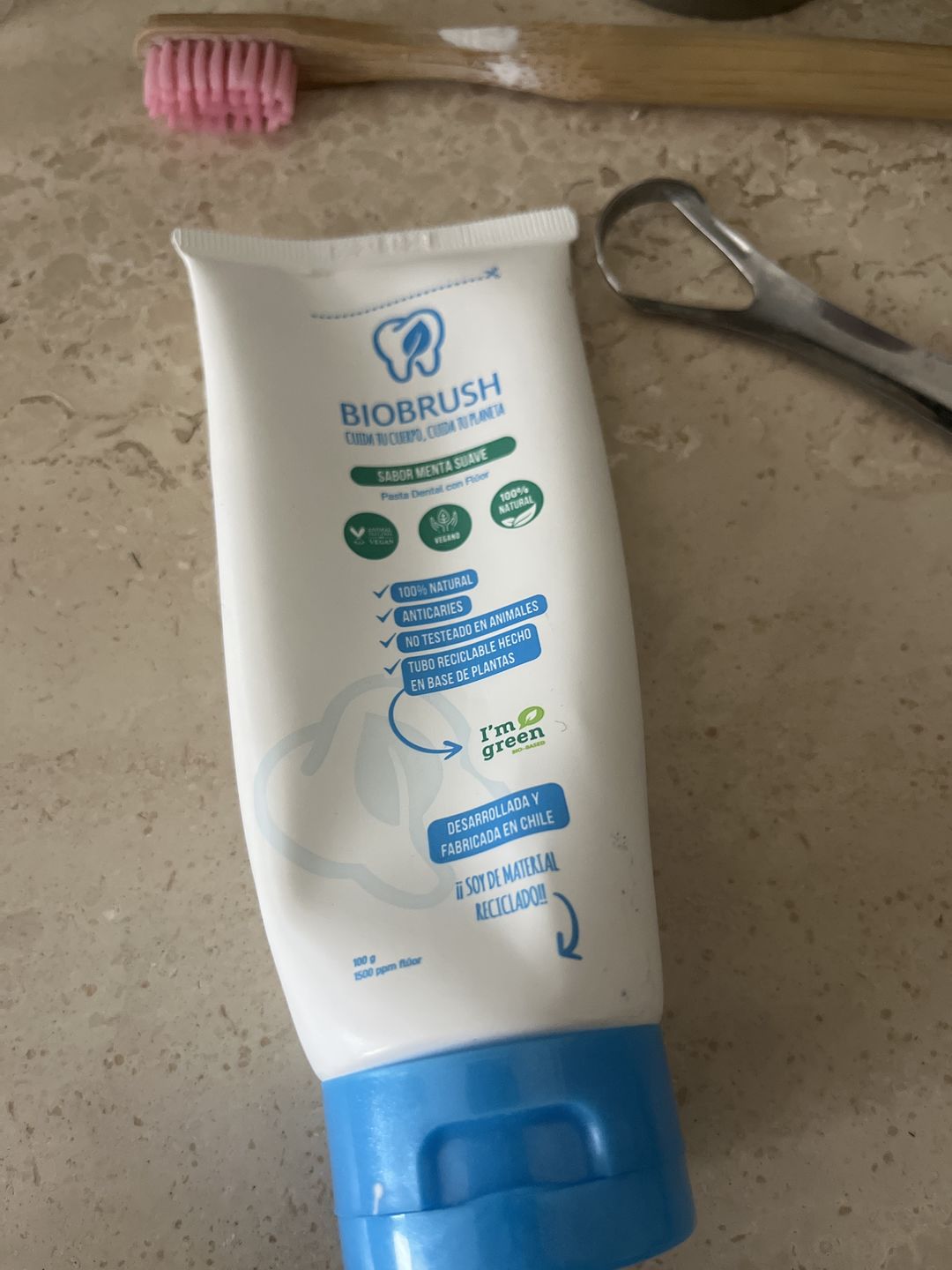 Customer photo review of Pasta Dental Natural Con Flúor 100 gr