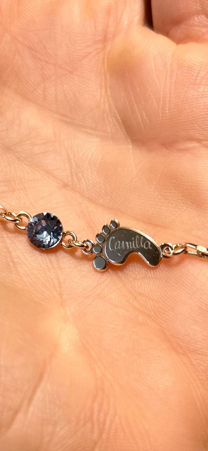 Customer photo review of Armband "Babyfuß"