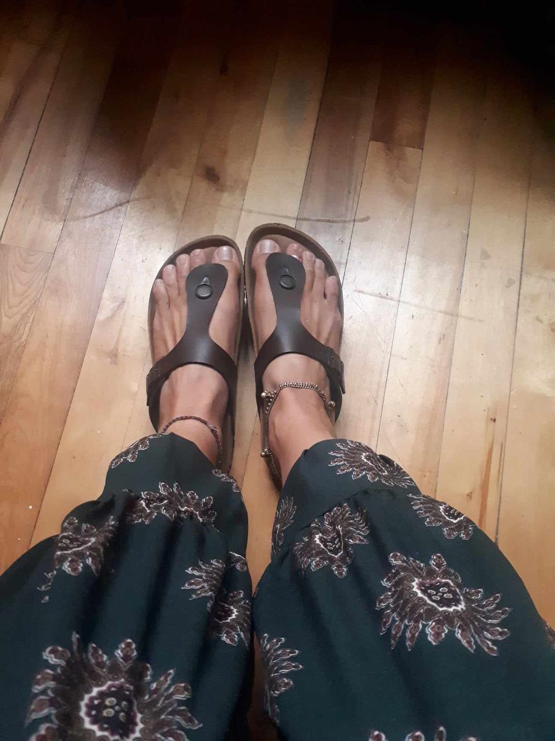 Customer photo review of Malaga Vegan Leather Cork Sandal - Brown