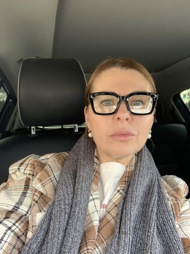 Customer photo review of Coco-4 | Square/Black/ACE