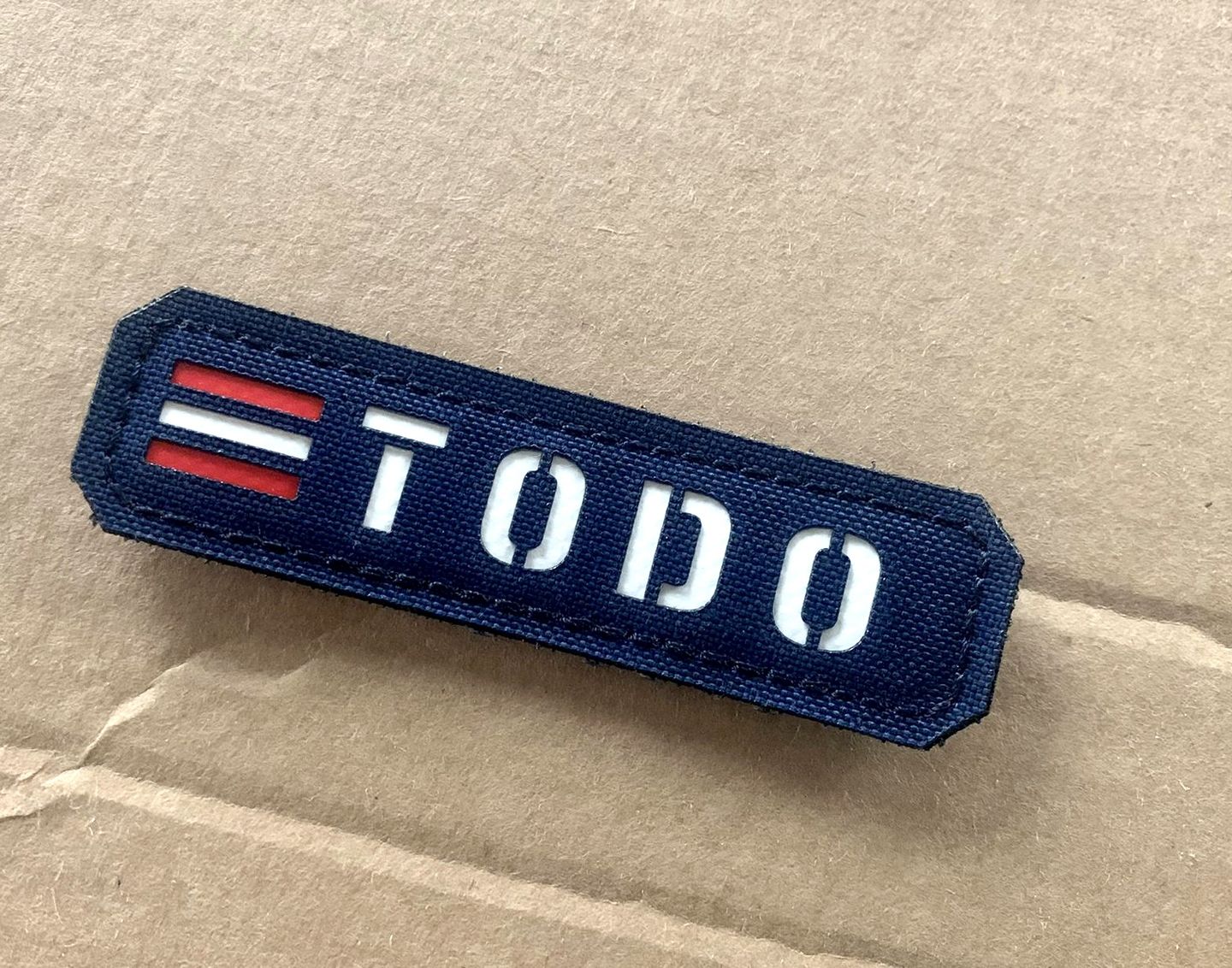 Customer photo review of Individuelle Namensschilder Lasercut Textil Patches ( Ab 1 Stück )