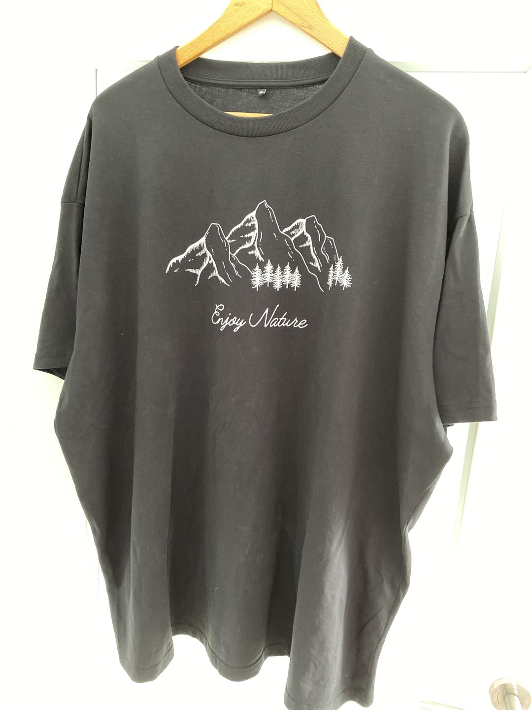 Customer photo review of Ein Waldmensch Hoodie