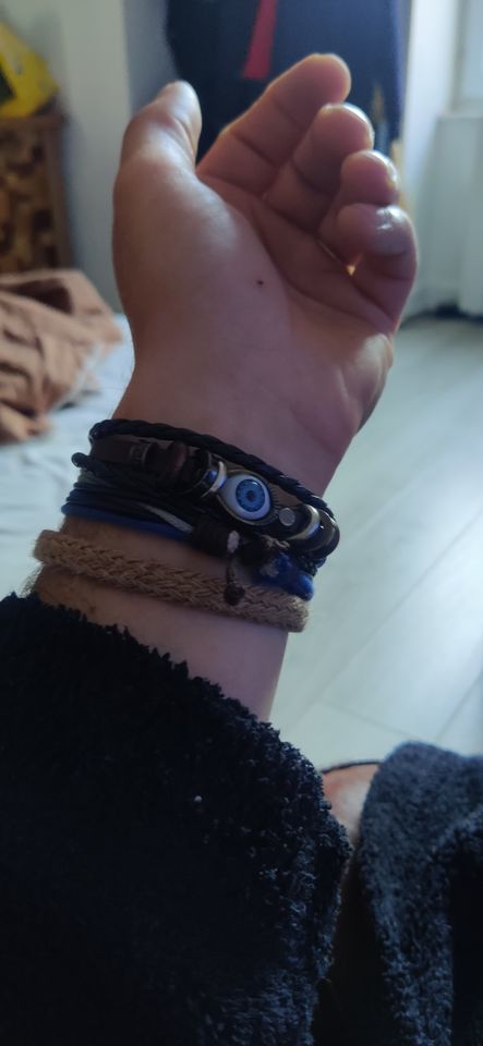 Customer photo review of Bracelet Alecto