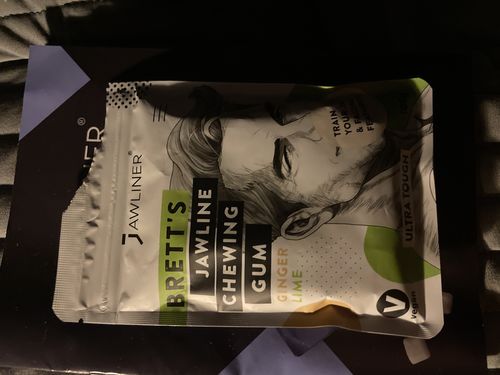 Customer photo review of JAWLINER® Fitness Chewing Gum Bundle Pack