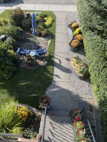 Customer photo review of 17" Tall Crescent