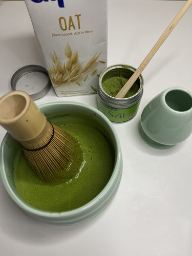 Customer photo review of Premium 1st Harvest Ceremonial Organic Matcha Can (30 g)