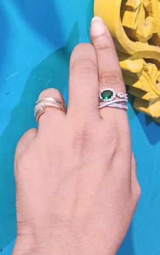 Customer photo review of Rubans Voguish Infinity Glitter: Adjustable AD Silver Tone Ring