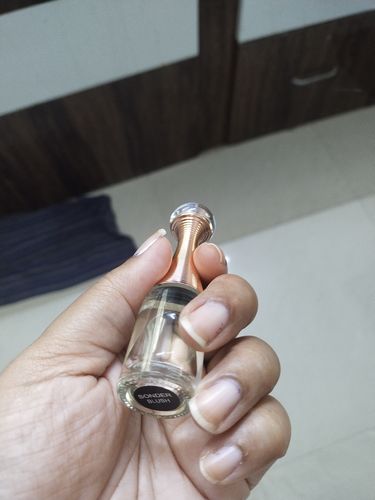 Customer photo review of BLUSH