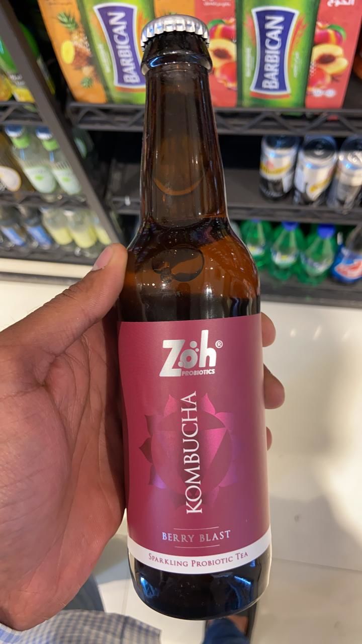Customer photo review of Zoh Probiotics Berry Blast Kombucha: Gut-Boosting Probiotic Drink with Mixed Berries