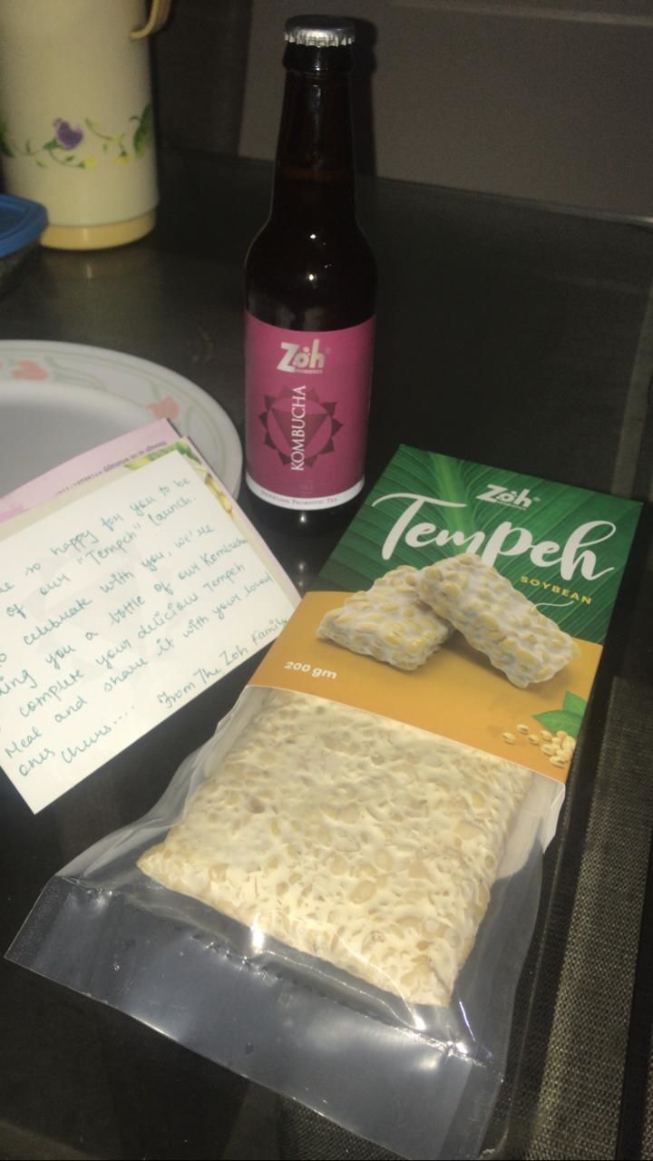 Customer photo review of Zoh Probiotics Berry Blast Kombucha: Gut-Boosting Probiotic Drink with Mixed Berries