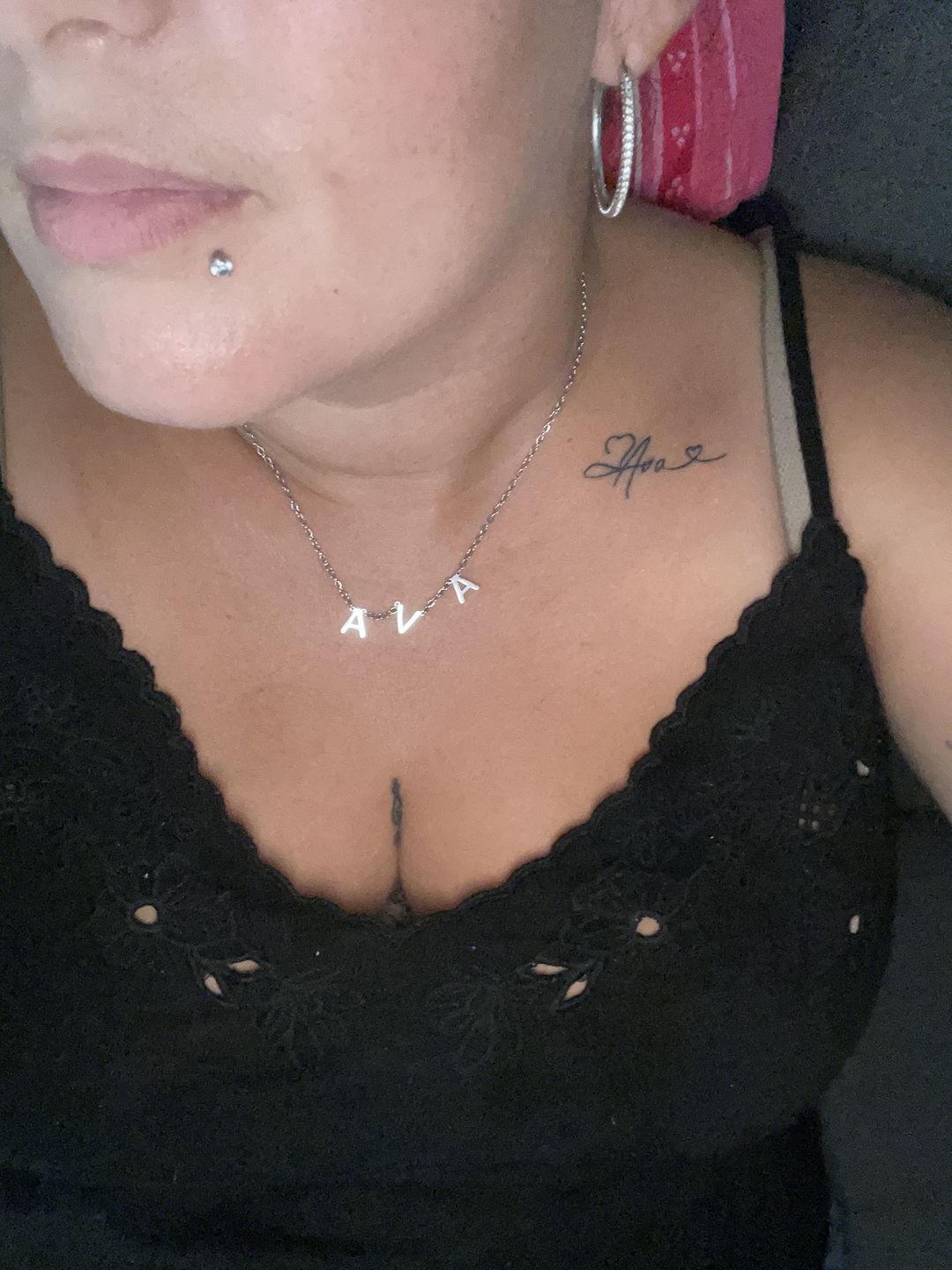 Customer photo review of Collier Choker Initiales