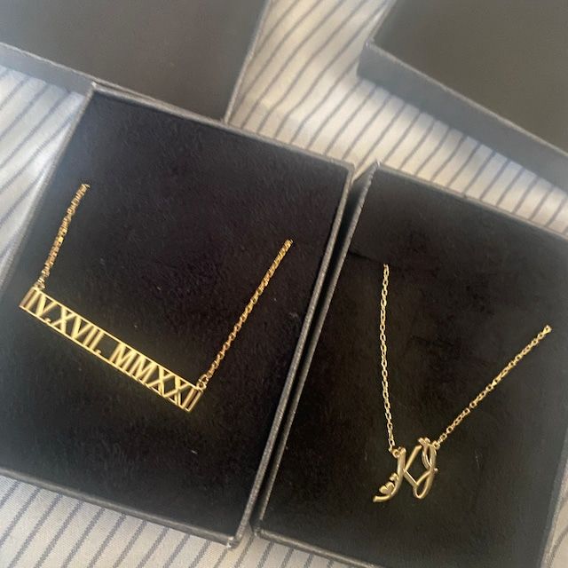 Customer photo review of Minimalist Name Necklace