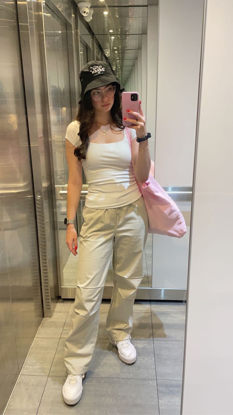 Customer photo review of Busty Basics - T-shirt