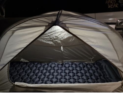 Customer photo review of Single-Person Inflatable Mattress