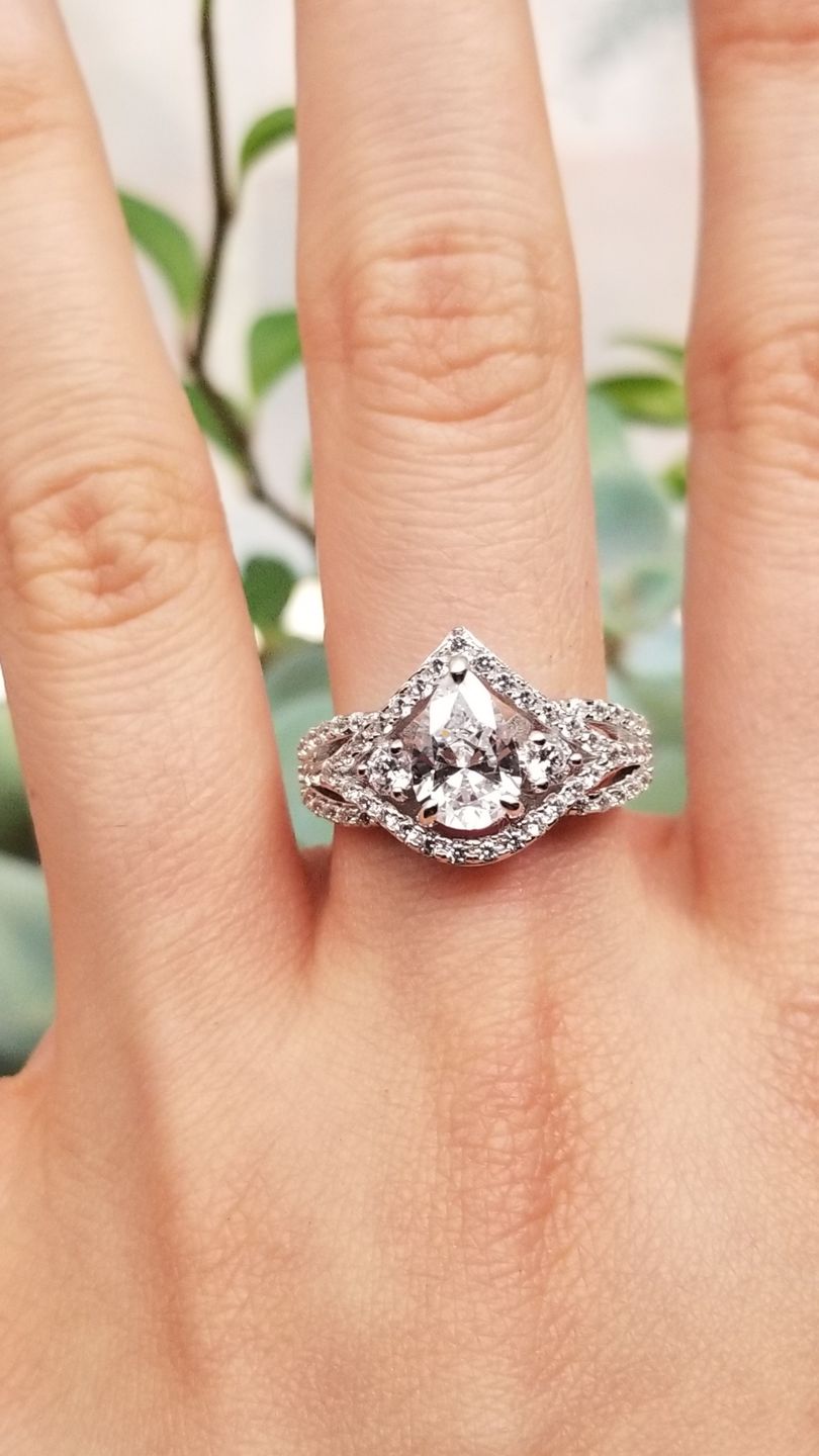 Customer photo review of Woven 3-Stone 1.3ct CZ Ring in Sterling Silver