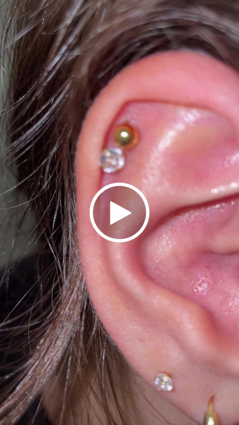 Customer video review of Britney Piercing | Titan