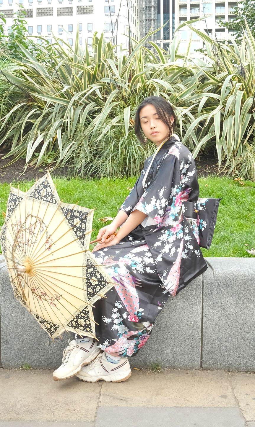 Customer photo review of Traditional Women's Kimono - Floral Kuro