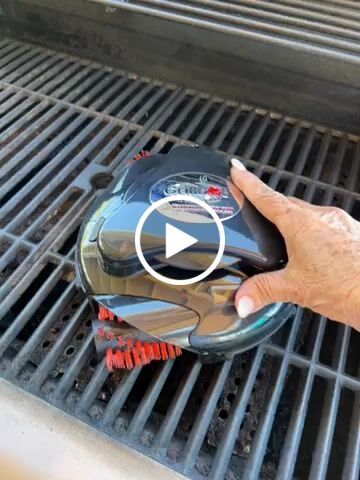Customer video review of Black Grillbot & Case Bundle