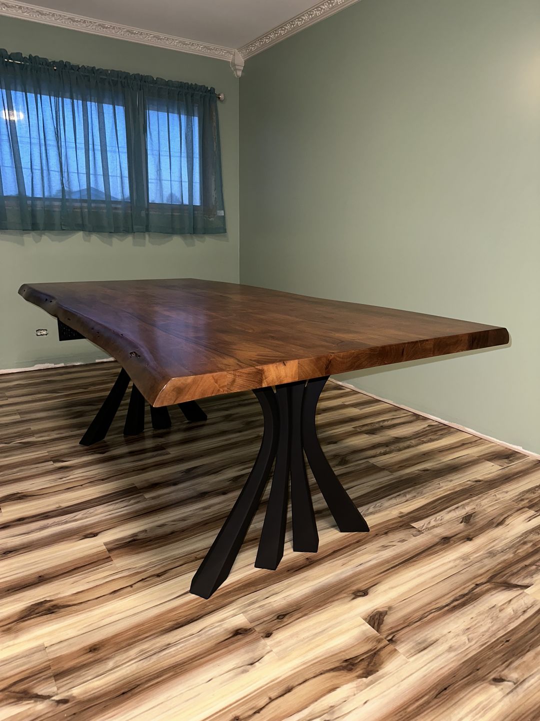 Customer photo review of Metal Table Legs - 420 Akro - 24W, 28H inch