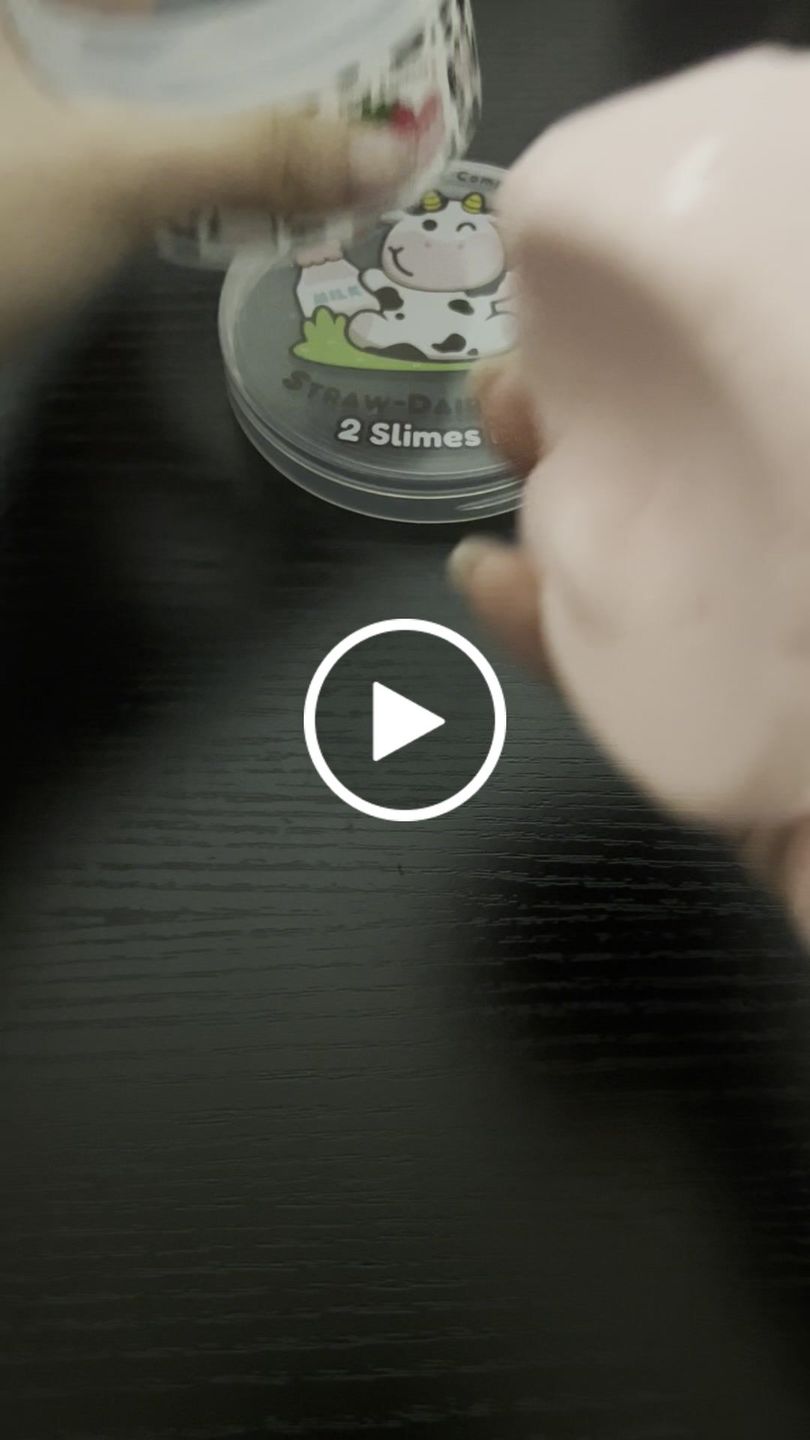 Customer video review of Straw-Dairy Cow 2 Slimes in 1