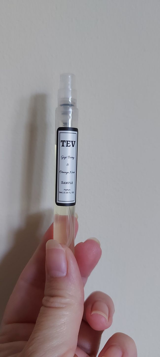 Customer photo review of Goji Berry & Orange Noir Eau De Parfum