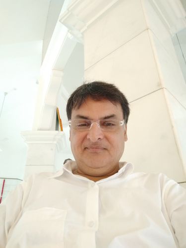 Customer photo review of Delight Cotton Solid Slim Fit White Trending Formal Shirt for Men