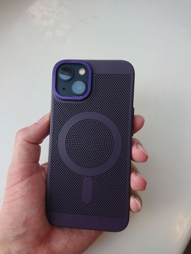 Customer photo review of MagSafe Heat Dissipating iPhone Case