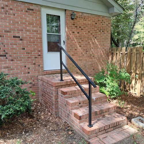Customer photo review of Indoor/Outdoor Handrail Kit for Stairs 5 steps