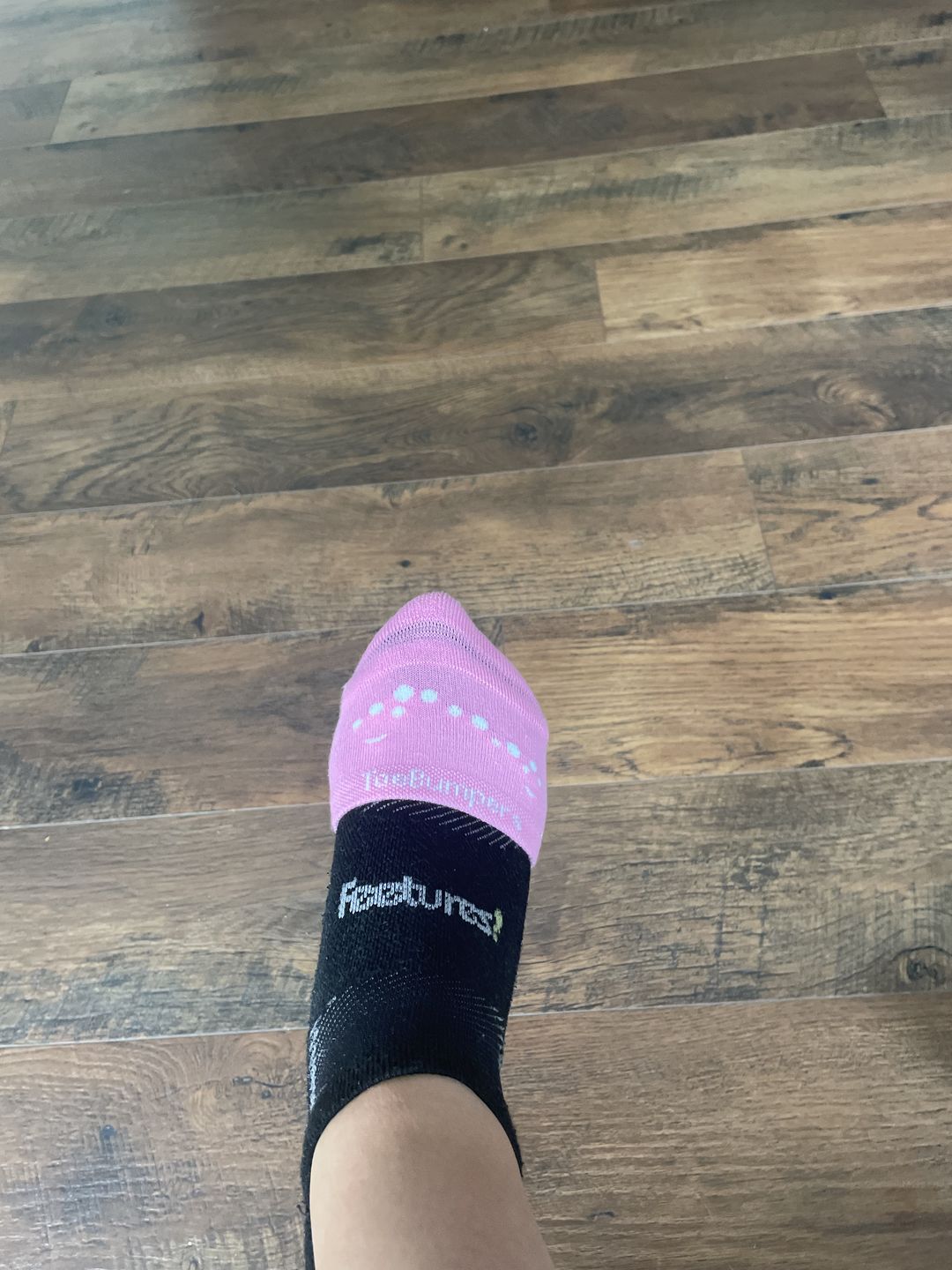 Customer photo review of Women's Running Toe-Cushioning Sock (1-Pair)