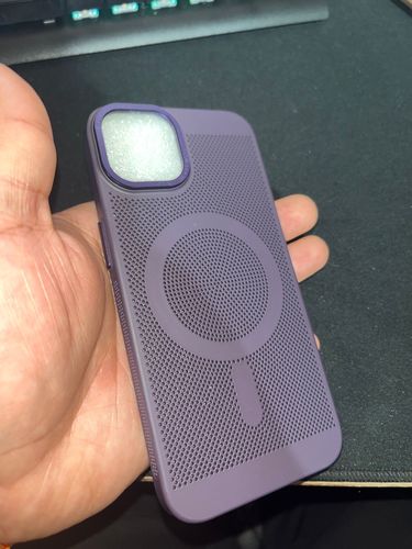 Customer photo review of MagSafe Heat Dissipating iPhone Case