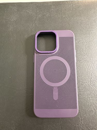 Customer photo review of MagSafe Heat Dissipating iPhone Case