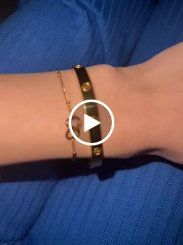 Customer video review of Crossed Arianna Armreif | 18K vergoldet