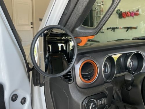 Customer photo review of Gladiator JT A-Pillar Side Mirrors with Base Mount Driver AND Passenger