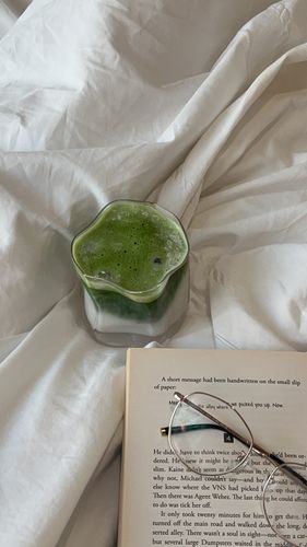 Customer photo review of Premium 1st Harvest Ceremonial Organic Matcha Can (30 g)