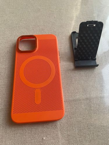 Customer photo review of MagSafe Heat Dissipating iPhone Case