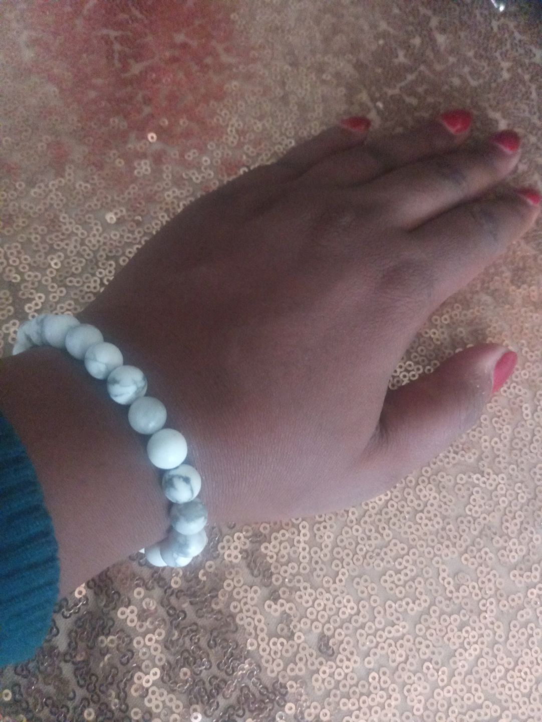 Customer photo review of Bracelet Howlite